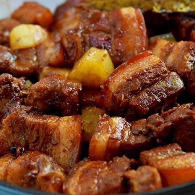 Small Tray Pork Adobo.